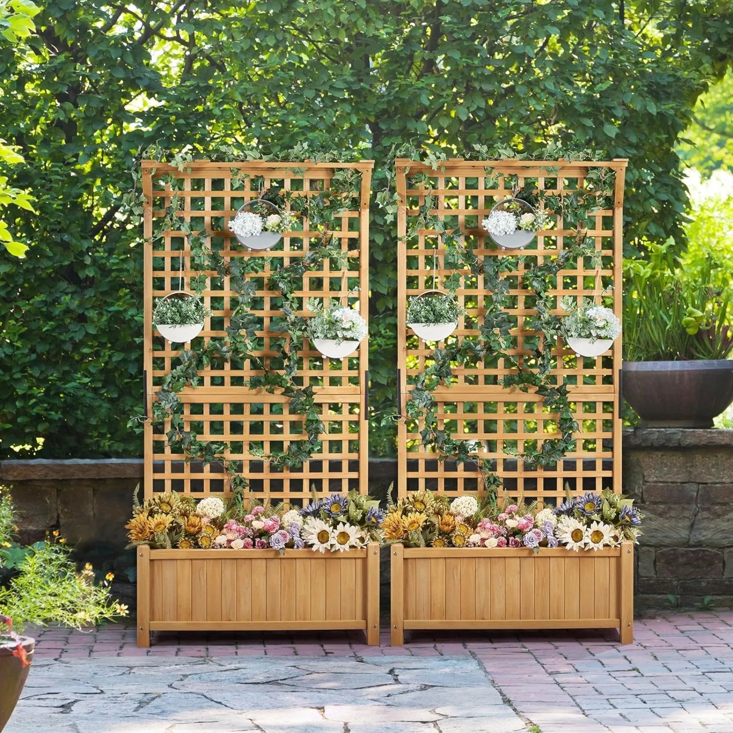 Garden Planter with Trellis